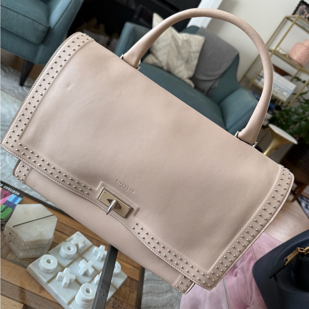 Givenchy Cream Satchel

Never used 
Size 15”L x 10”H x 5”W
38” adjustable strap